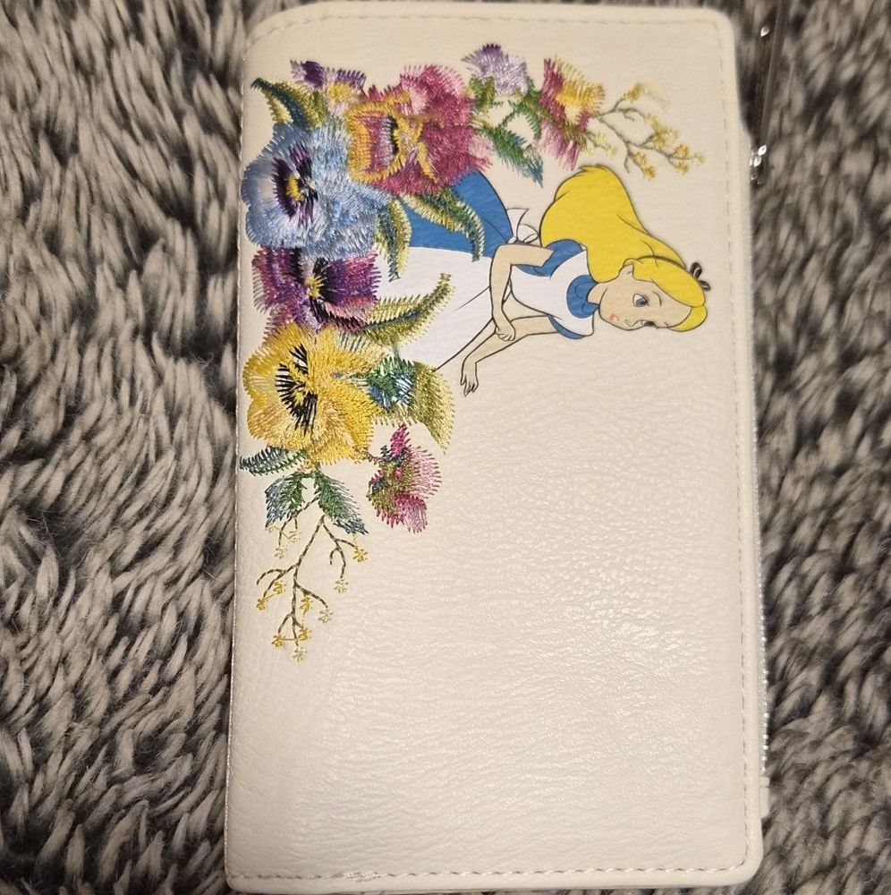 Loungefly Alice In Wonderland Floral Zip Wallet